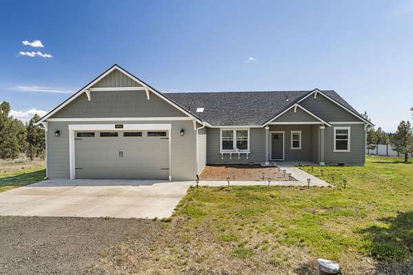 5 Acres of Land with Home for Sale in Prineville, Oregon