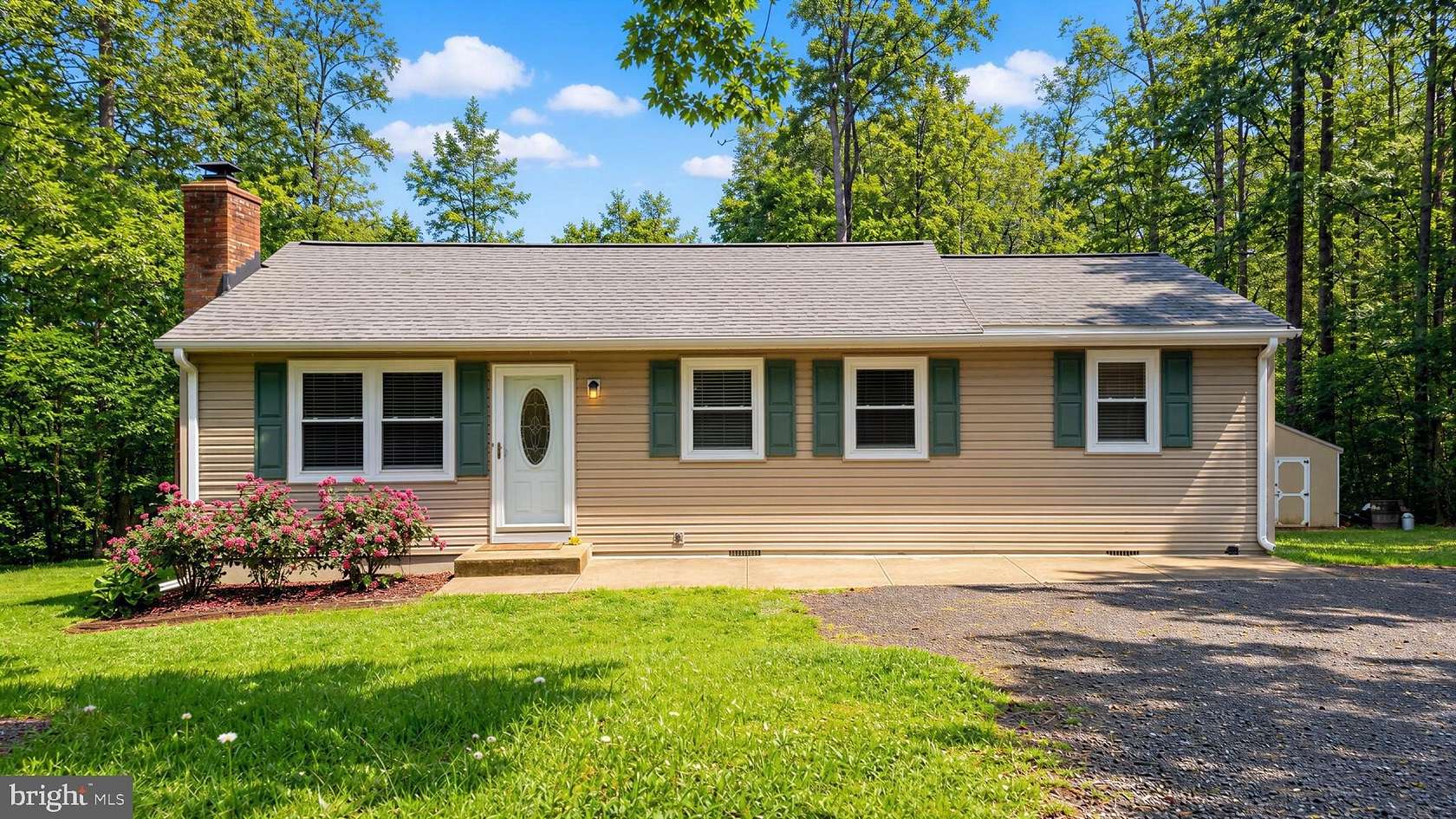 3.1 Acres of Land with Home for Sale in Mechanicsville, Maryland