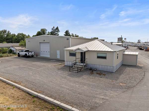 2 Acres of Improved Commercial Land for Sale in Greenacres, Washington