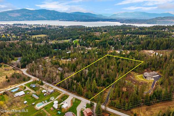 5 Acres of Residential Land for Sale in Sandpoint, Idaho