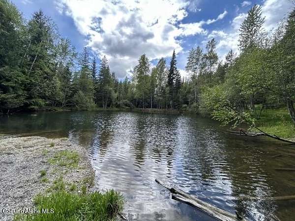 13.6 Acres of Land with Home for Sale in Careywood, Idaho