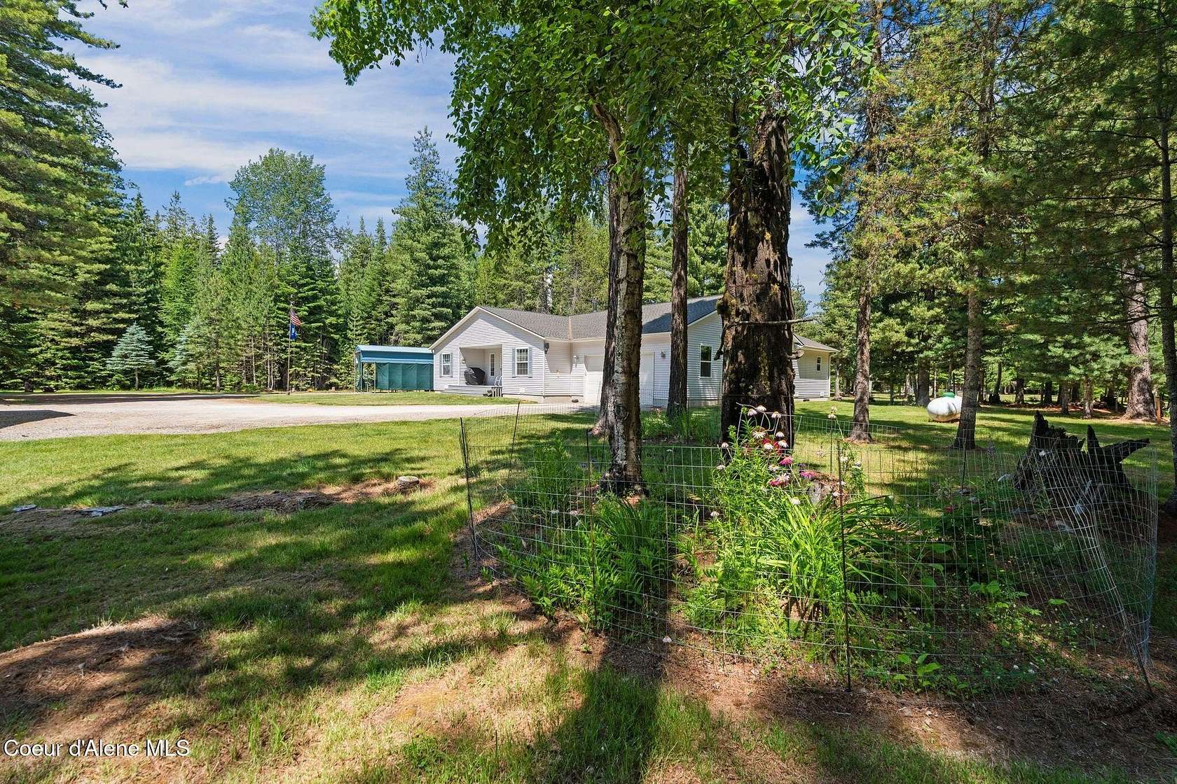 10 Acres of Land with Home for Sale in Sandpoint, Idaho