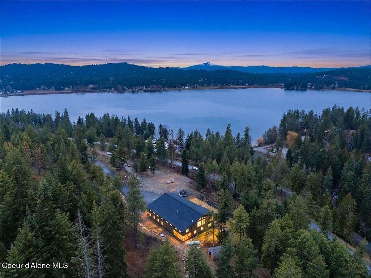 3.3 Acres of Land with Home for Sale in Hauser, Idaho