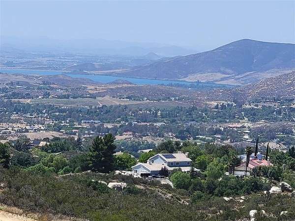 5.29 Acres of Land for Sale in Temecula, California