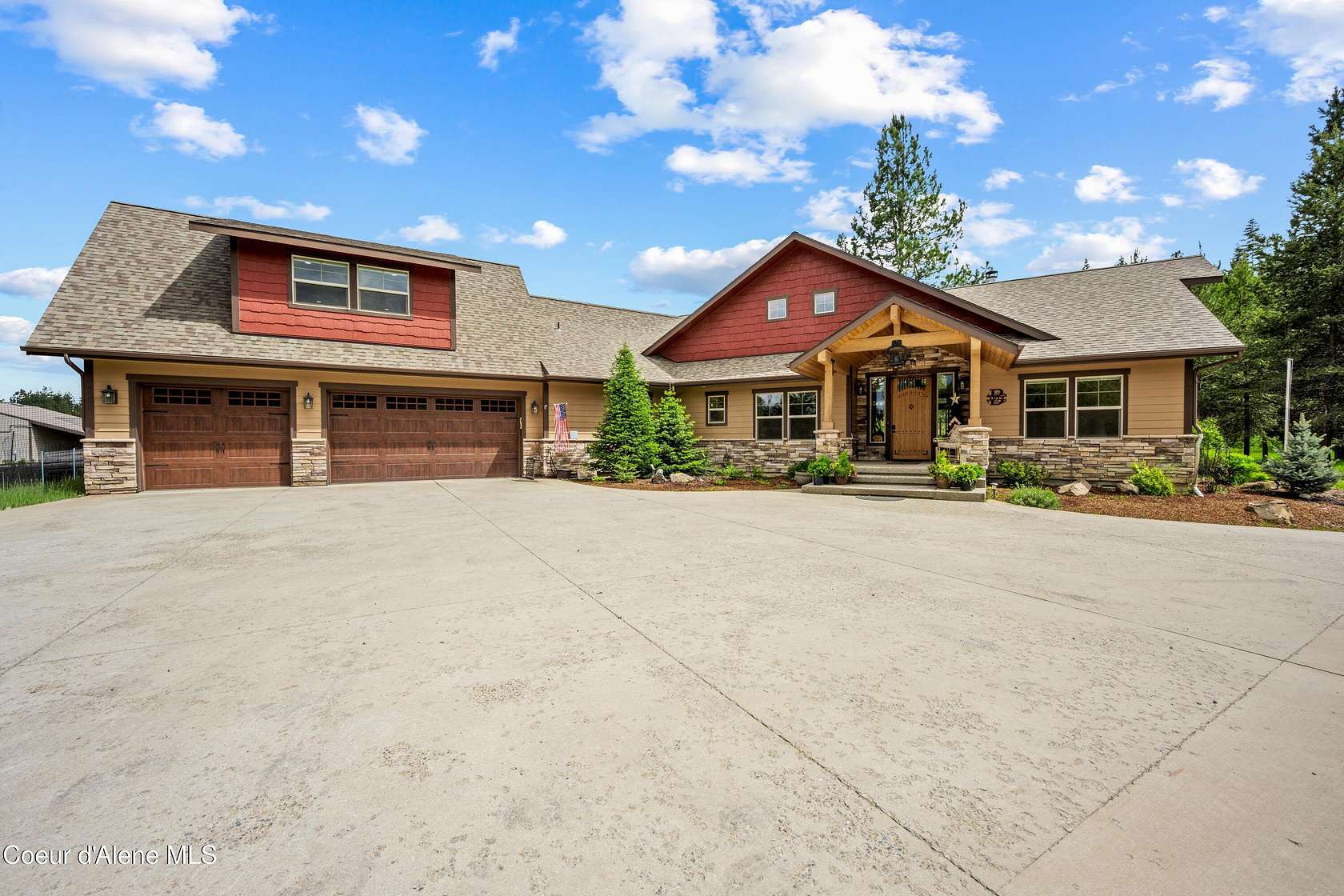 5 Acres of Land with Home for Sale in Hayden Lake, Idaho