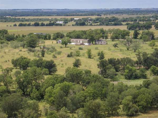 65 Acres of Recreational Land with Home for Sale in Chilton, Texas