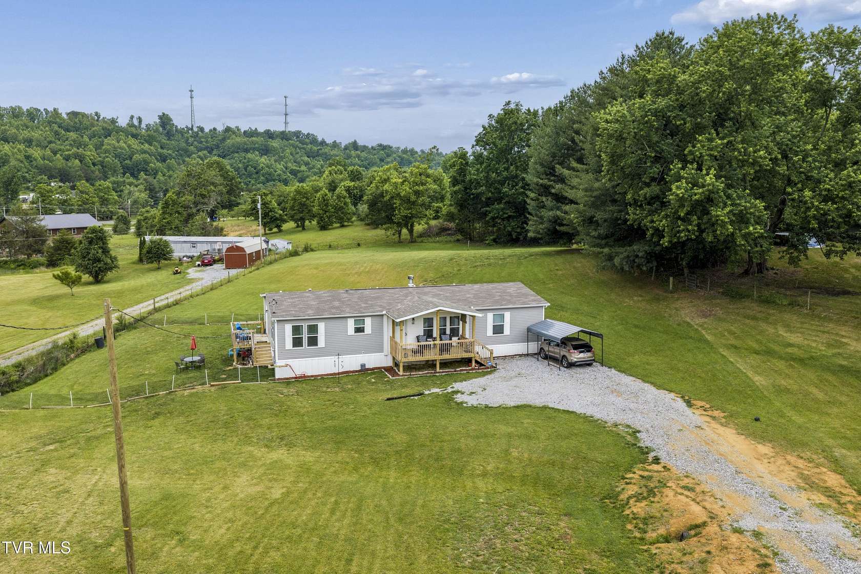 1.58 Acres of Land with Home for Sale in Jonesborough, Tennessee