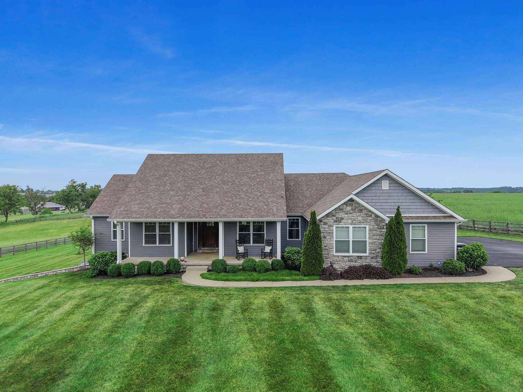 5 Acres of Land with Home for Sale in Lancaster, Kentucky
