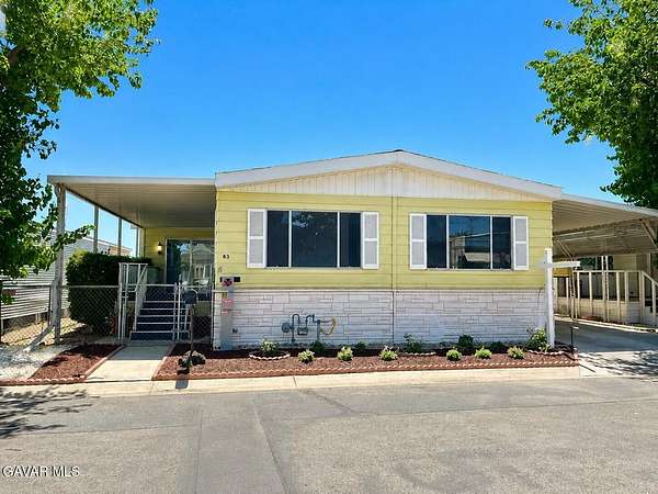 18.3 Acres of Land with Home for Sale in Lancaster, California