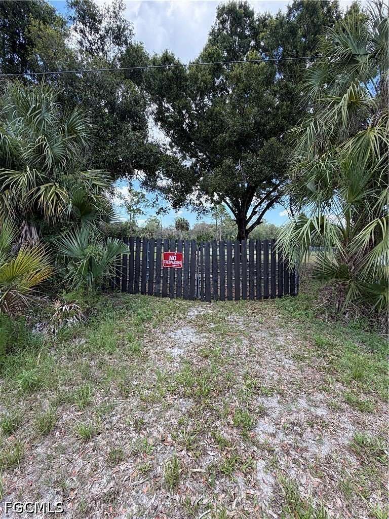 1.25 Acres of Residential Land for Sale in Clewiston, Florida