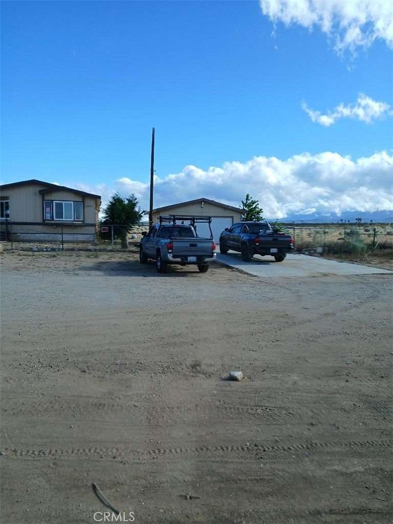 5 Acres of Land with Home for Lease in Victorville, California