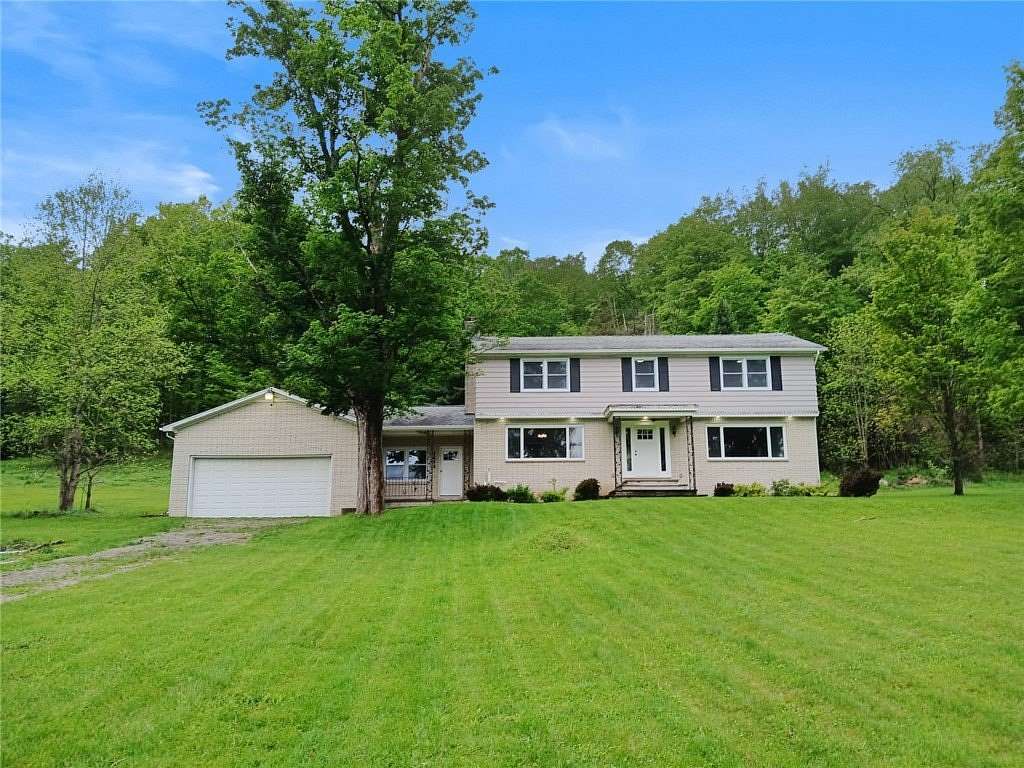7 Acres of Land with Home for Sale in Colden, New York