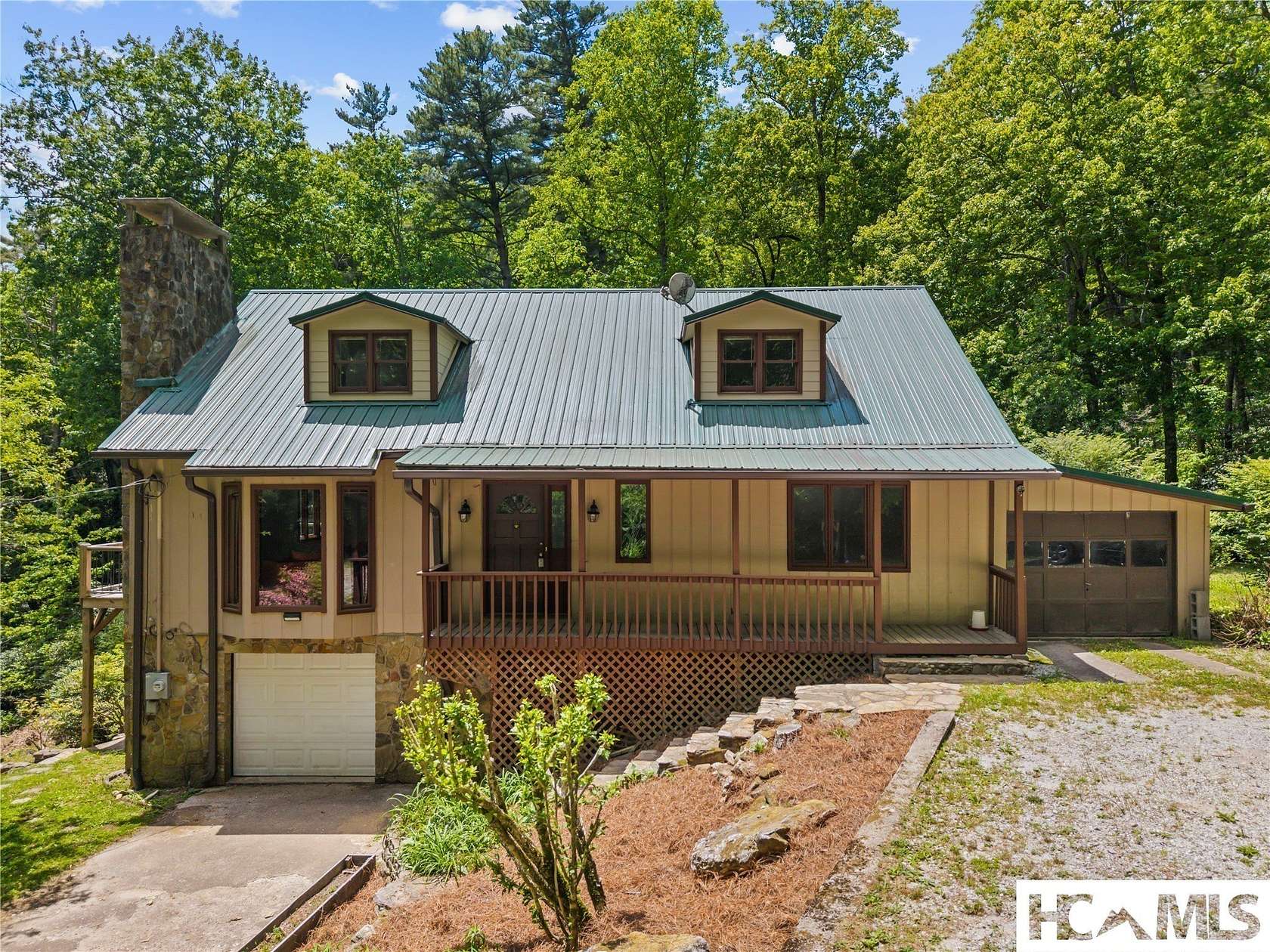 9.22 Acres of Land with Home for Sale in Highlands, North Carolina