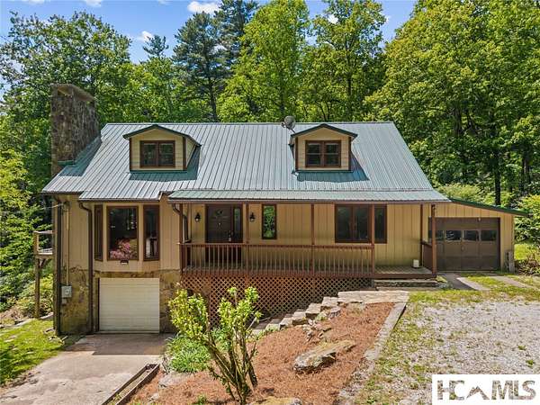 9.22 Acres of Land with Home for Sale in Highlands, North Carolina