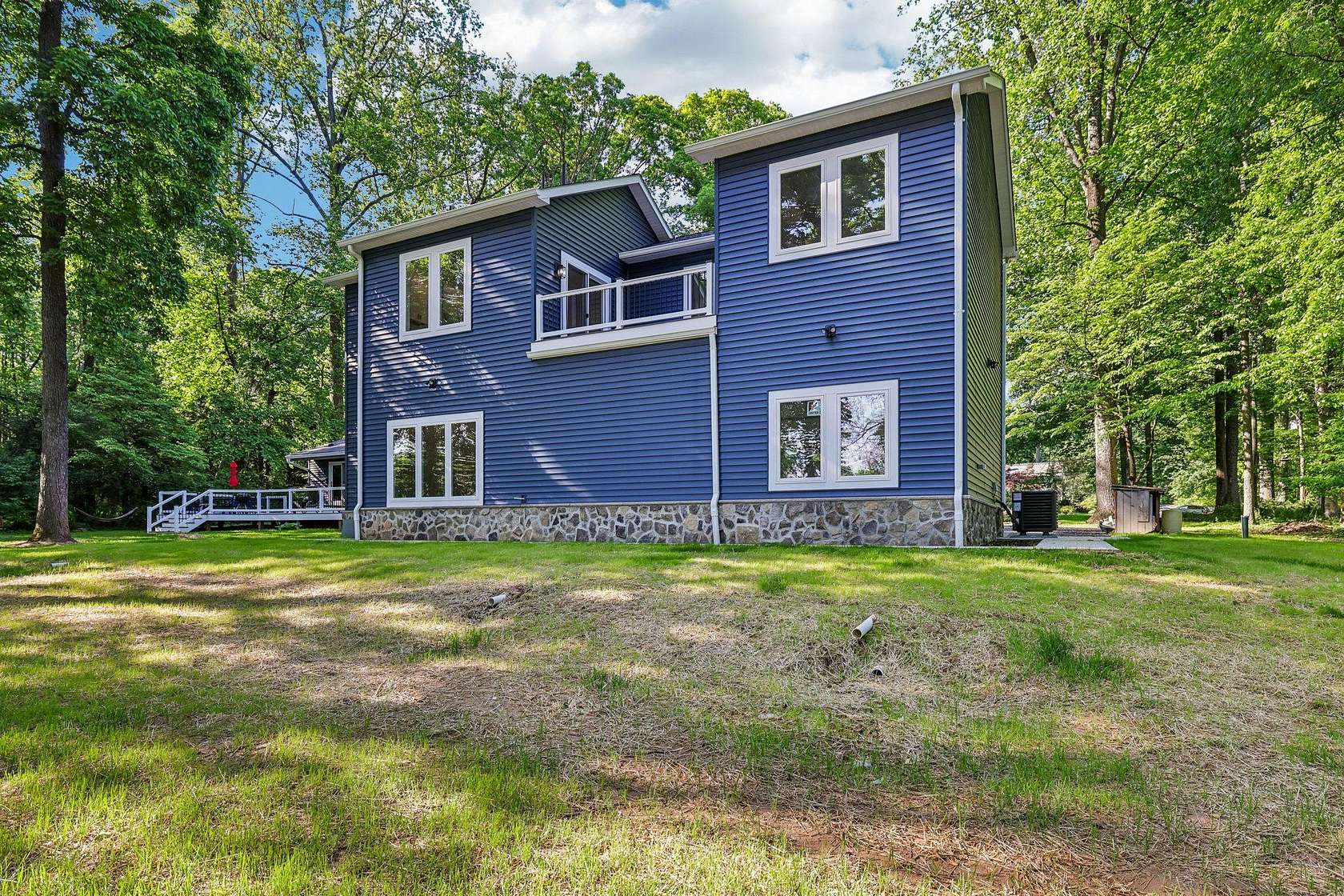 2 Acres of Land with Home for Lease in Rockville, Maryland