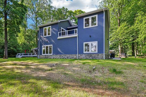 2 Acres of Land with Home for Lease in Rockville, Maryland