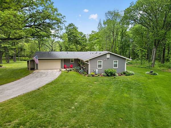 5.1 Acres of Land with Home for Sale in St Charles, Illinois