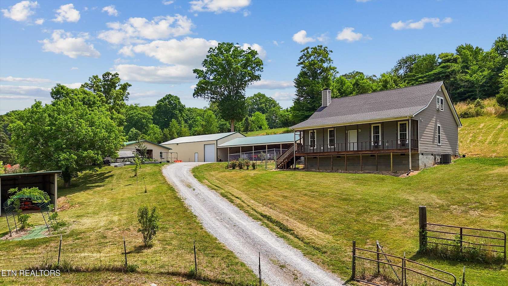 11 Acres of Improved Land for Sale in Mascot, Tennessee