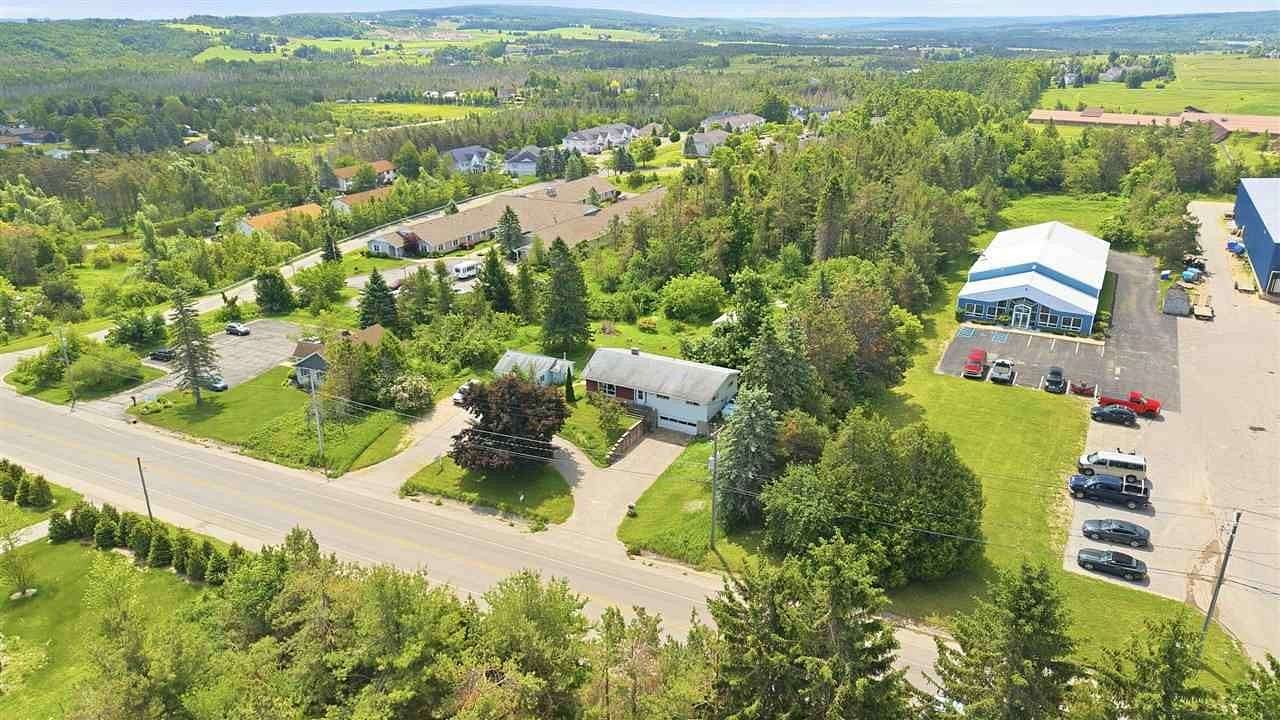 2.33 Acres of Land with Home for Sale in Petoskey, Michigan