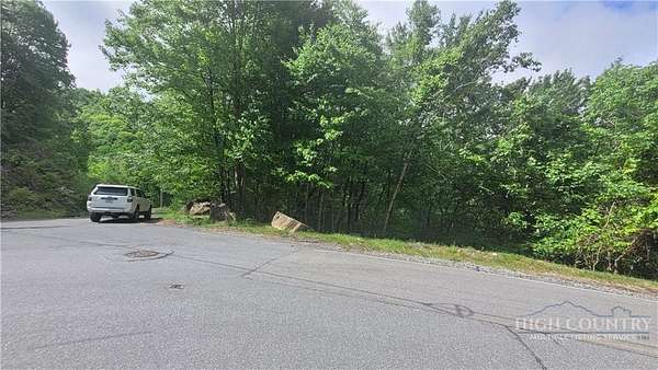 0.3 Acres of Land for Sale in Beech Mountain, North Carolina