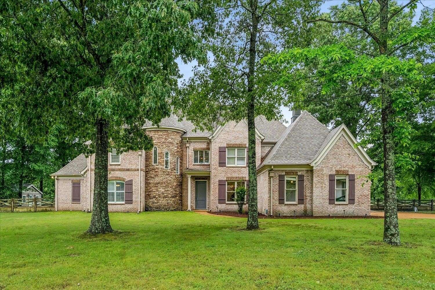 1.63 Acres of Land with Home for Sale in Eads, Tennessee