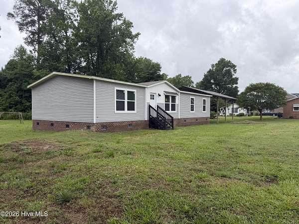 1.58 Acres of Land with Home for Sale in Williamston, North Carolina