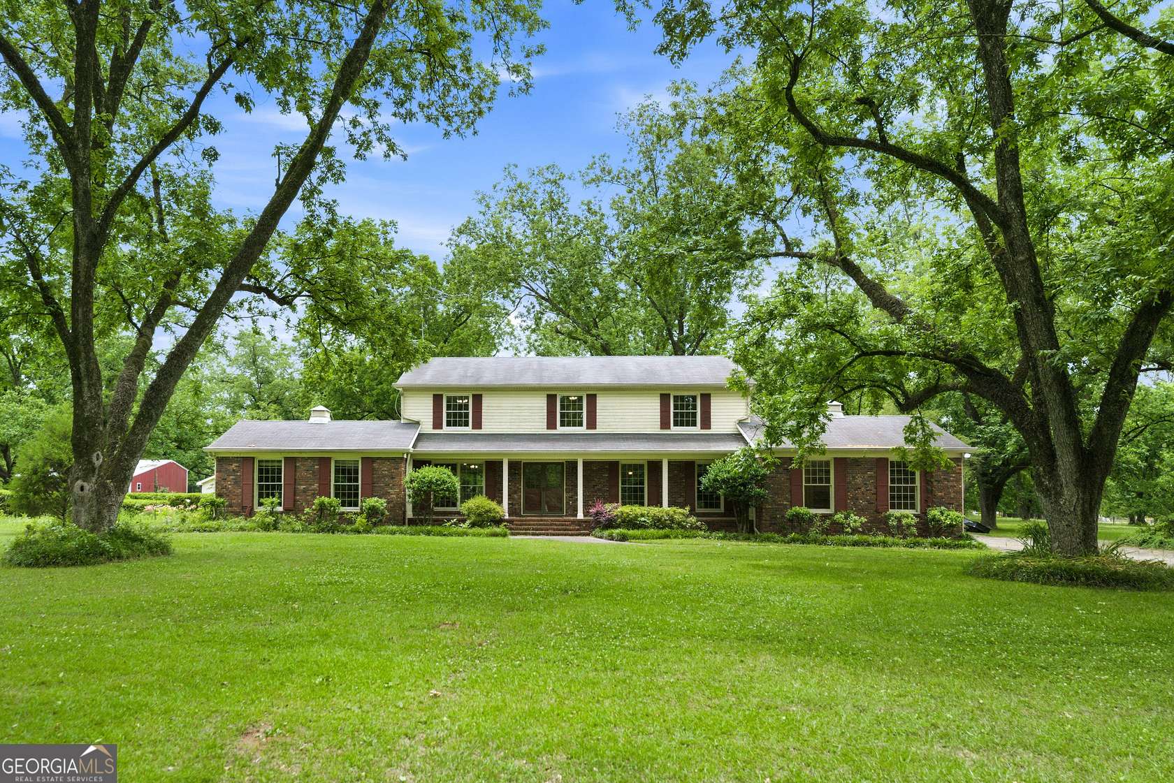 10 Acres of Land with Home for Sale in Macon, Georgia