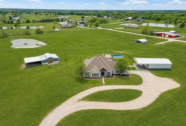 11.2 Acres of Land with Home for Sale in Caddo Mills, Texas