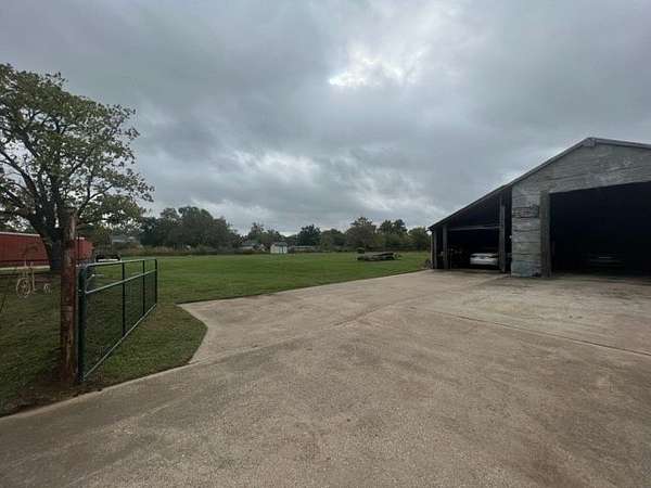 1.8 Acres of Residential Land for Sale in Collinsville, Texas