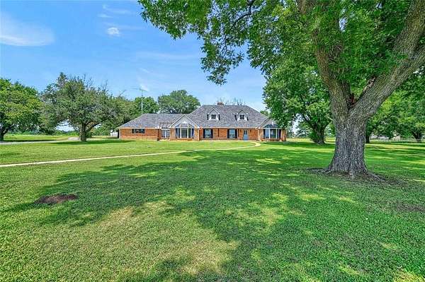 4.5 Acres of Land with Home for Sale in Sadler, Texas