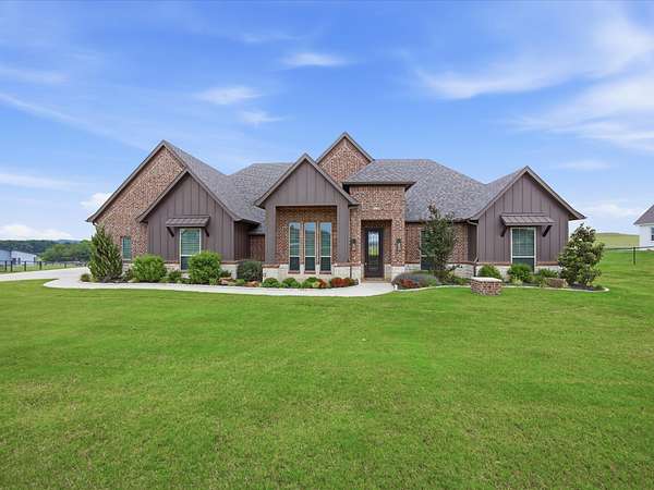 2 Acres of Land with Home for Sale in Decatur, Texas