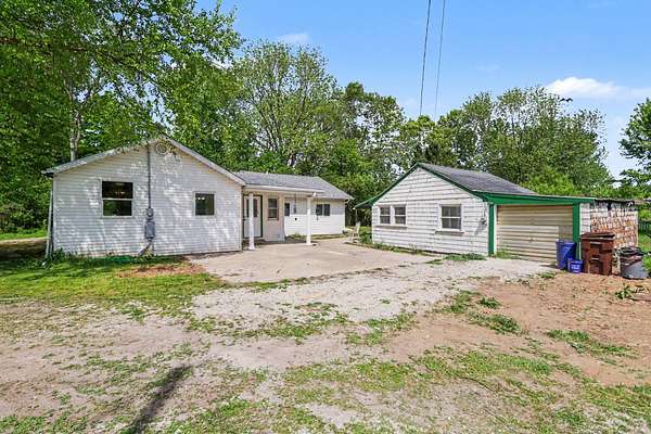 5.2 Acres of Land with Home for Sale in Battle Creek, Michigan