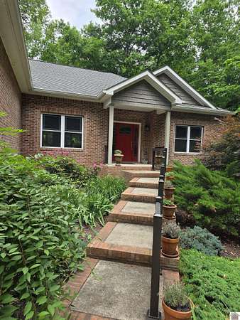 3.5 Acres of Land with Home for Sale in Cadiz, Kentucky