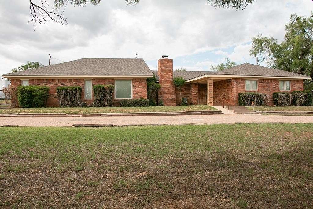 1.62 Acres of Land with Home for Sale in Sweetwater, Texas