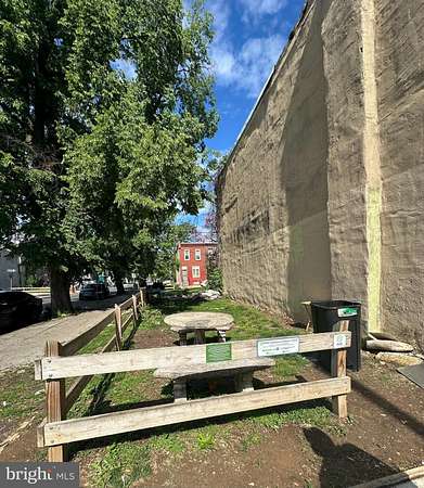 0.02 Acres of Residential Land for Sale in Philadelphia, Pennsylvania