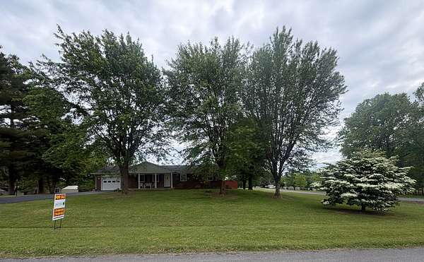5 Acres of Land with Home for Sale in Russell Springs, Kentucky