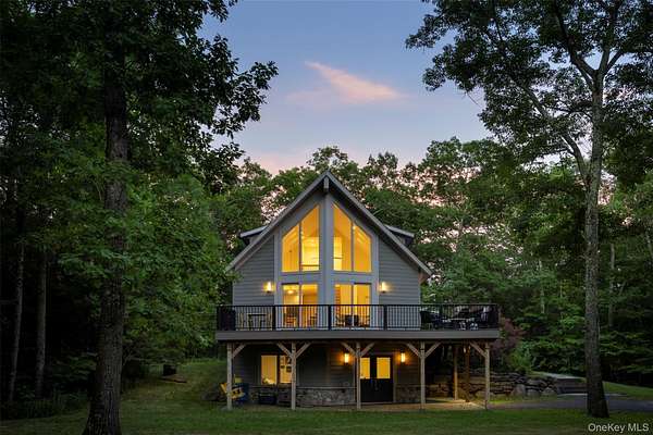 1.5 Acres of Land with Home for Sale in Palenville, New York
