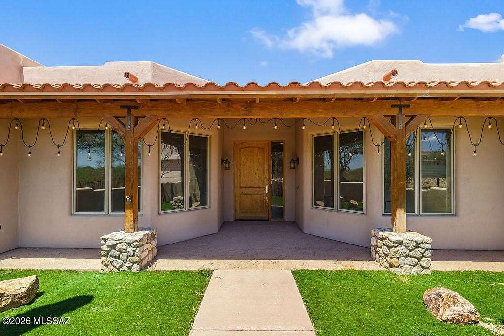 3.48 Acres of Land with Home for Sale in Tucson, Arizona
