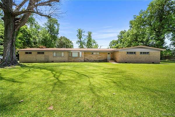 3.64 Acres of Improved Mixed-Use Land for Sale in Demopolis, Alabama