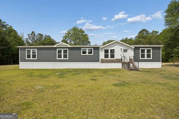 3.8 Acres of Land with Home for Sale in Springfield, Georgia