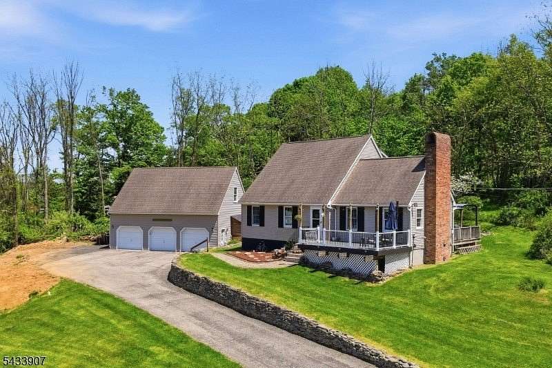 2.24 Acres of Land with Home for Sale in Montague Township, New Jersey