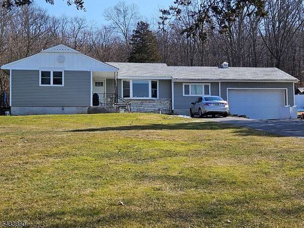 1.58 Acres of Mixed-Use Land for Lease in Vernon Township, New Jersey