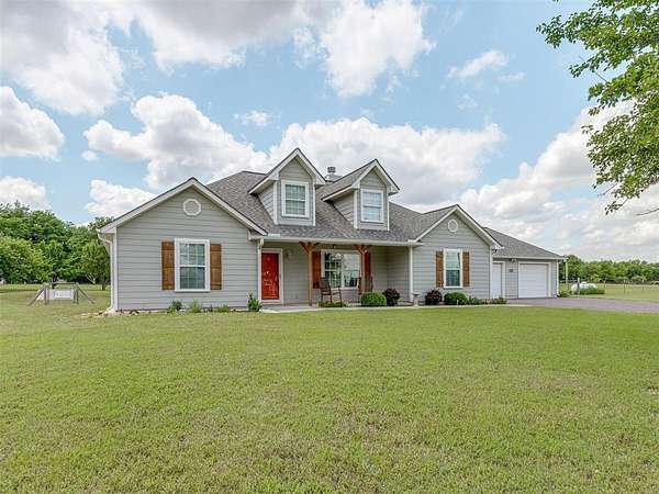 2.5 Acres of Land with Home for Sale in Tuttle, Oklahoma