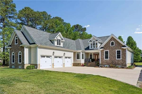 13.1 Acres of Land with Home for Sale in Poquoson, Virginia