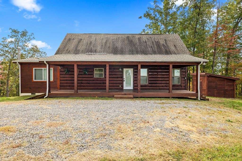16 Acres of Land with Home for Sale in Hilham, Tennessee