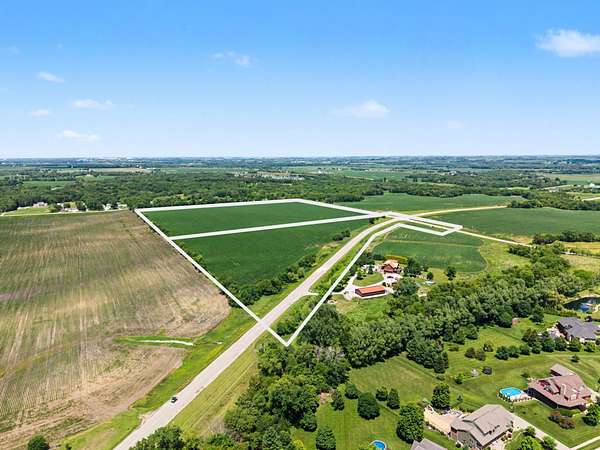 47 Acres of Agricultural Land for Sale in Huxley, Iowa