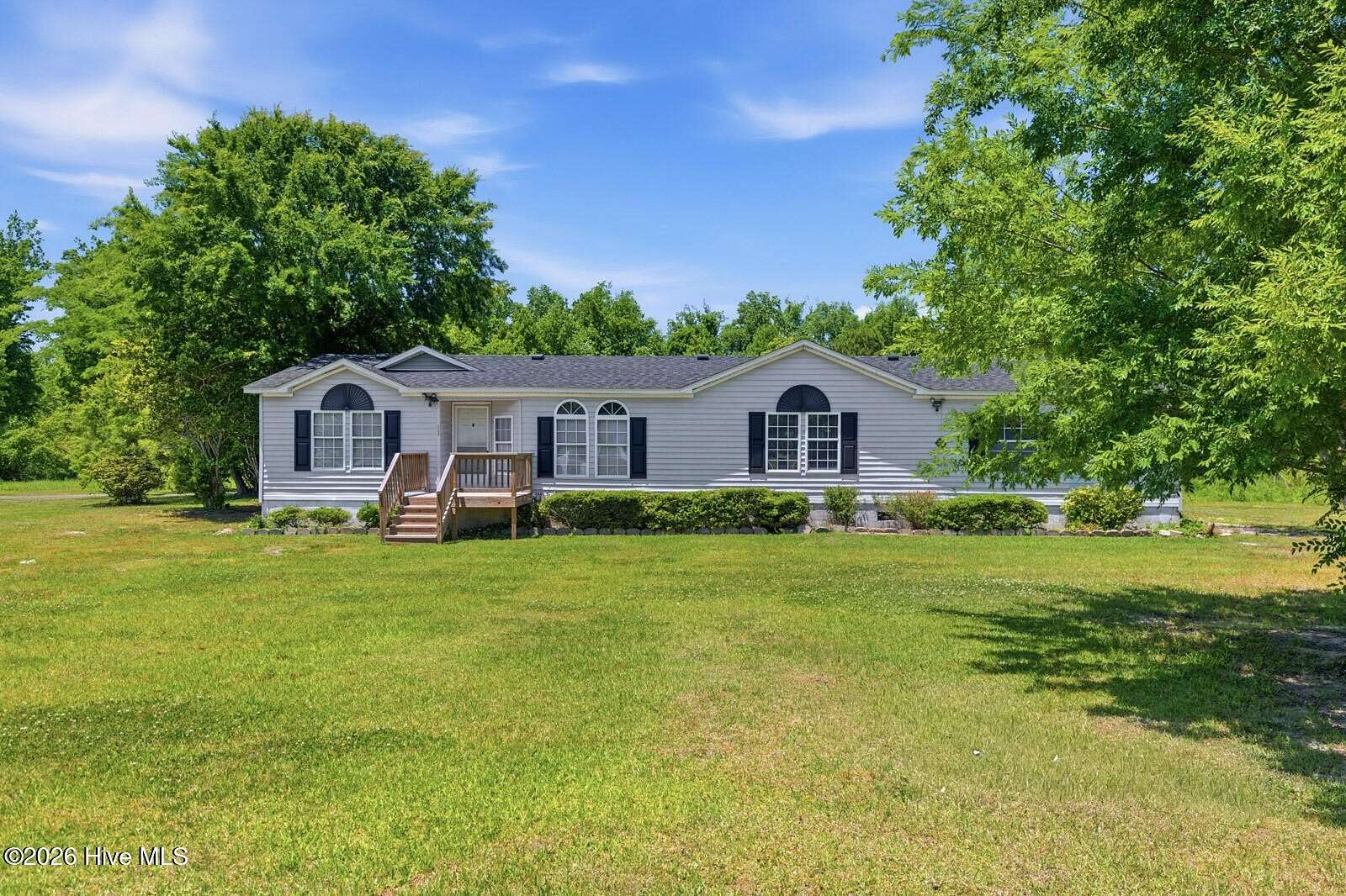 5.88 Acres of Land with Home for Lease in Jacksonville, North Carolina