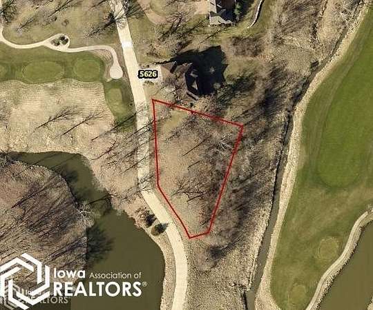 0.76 Acres of Residential Land for Sale in Burlington, Iowa