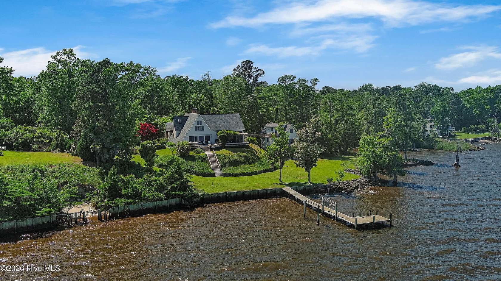 3.58 Acres of Land with Home for Sale in New Bern, North Carolina