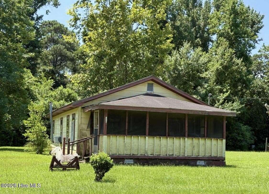 0.16 Acres of Residential Land for Sale in Rose Hill, North Carolina